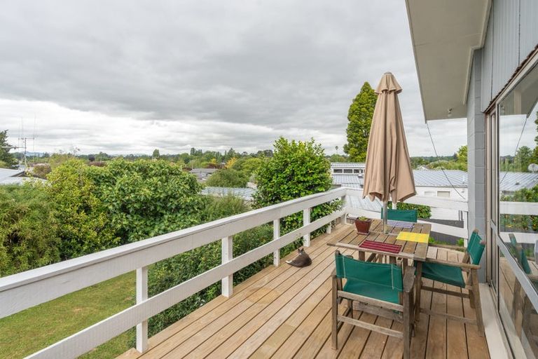 Photo of property in 18 Callard Place, Riverlea, Hamilton, 3216