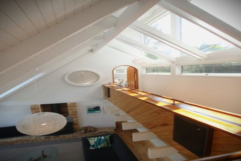 Photo of property in 67 Rosecamp Road, Beach Haven, Auckland, 0626