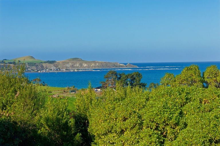 Photo of property in 8 Ingles Drive, Kaikoura Flat, Kaikoura, 7371