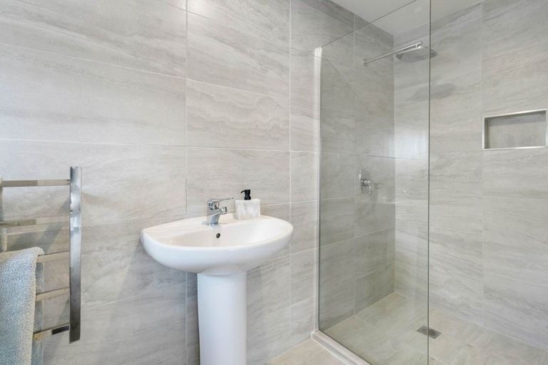 Photo of property in 1/15 Pemberton Avenue, Bayview, Auckland, 0629