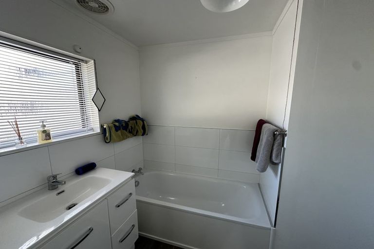 Photo of property in 65a Vardon Road, St Andrews, Hamilton, 3200