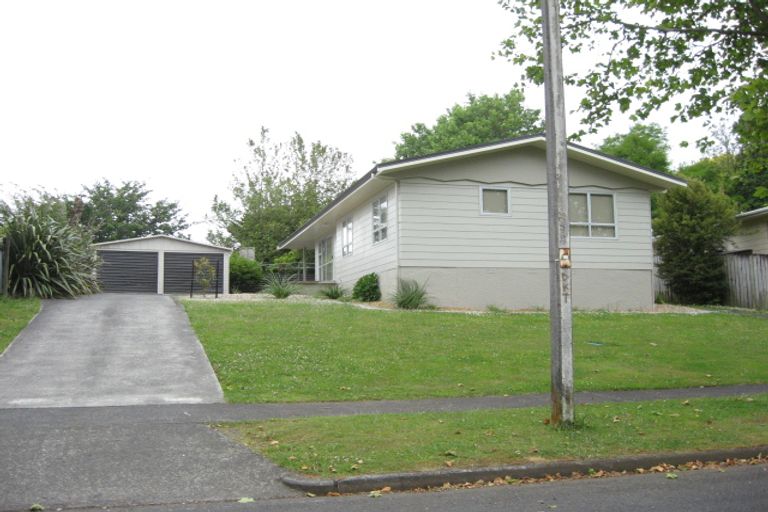Photo of property in 11 Mcshane Street, Pukekohe, 2120
