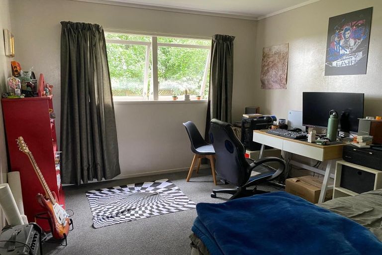 Photo of property in 4 Nassau Court, Half Moon Bay, Auckland, 2012