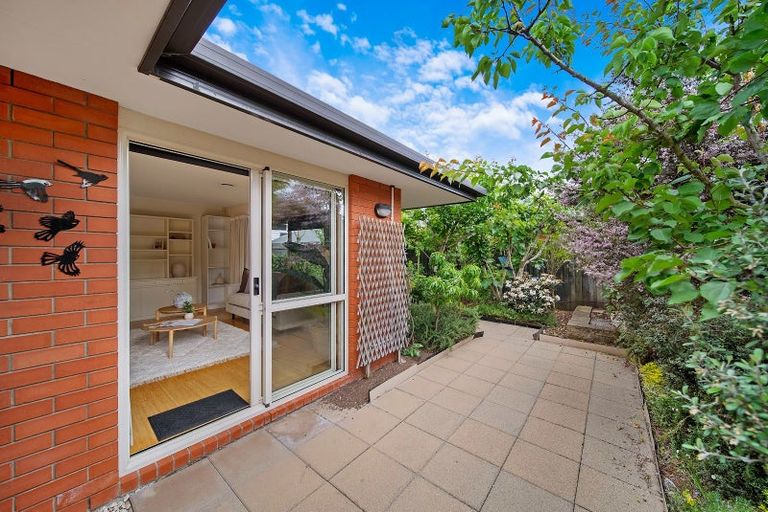 Photo of property in 2/15 Dilworth Street, Riccarton, Christchurch, 8011