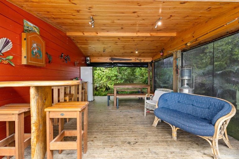 Photo of property in 272 Spencer Road, Lake Tarawera, Rotorua, 3076