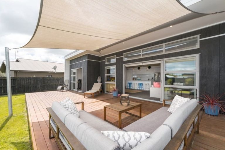 Photo of property in 2a Pharazyn Street, Feilding, 4702