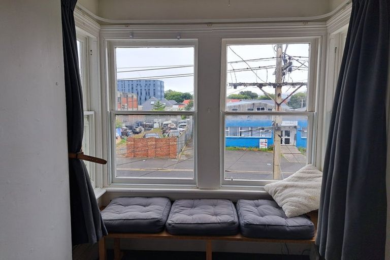 Photo of property in 12 Clyde Street, North Dunedin, Dunedin, 9016