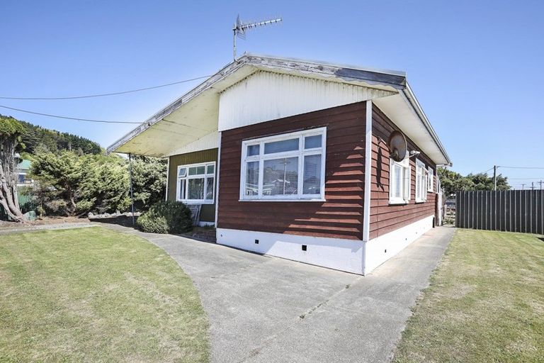 Photo of property in 43 Burrows Street, Bluff, 9814