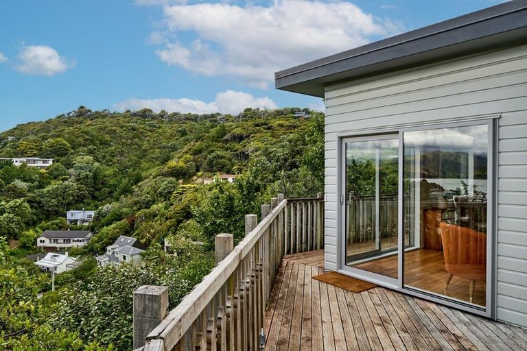 Photo of property in 72 Paremata Road, Paremata, Porirua, 5024