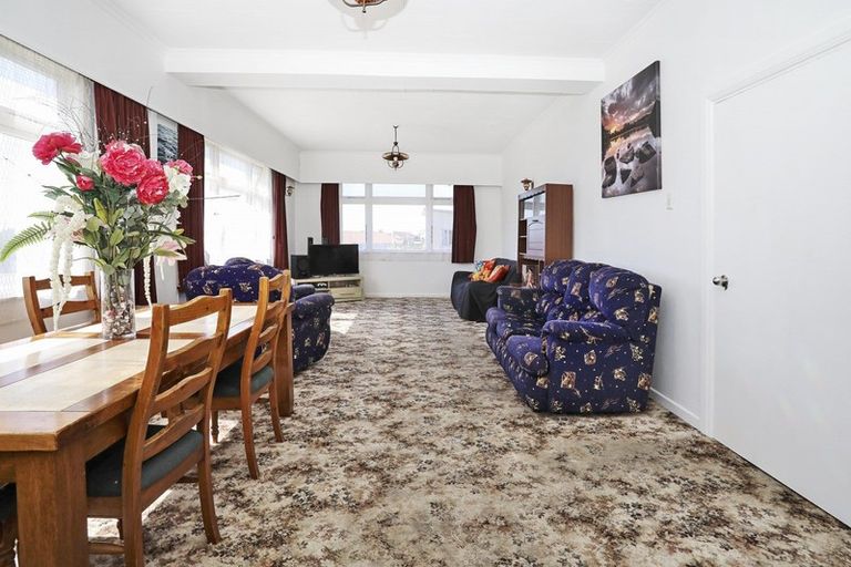 Photo of property in 43 Burrows Street, Bluff, 9814