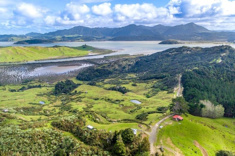 Photo of property in 341 Opara Road, Oue, Kaikohe, 0473