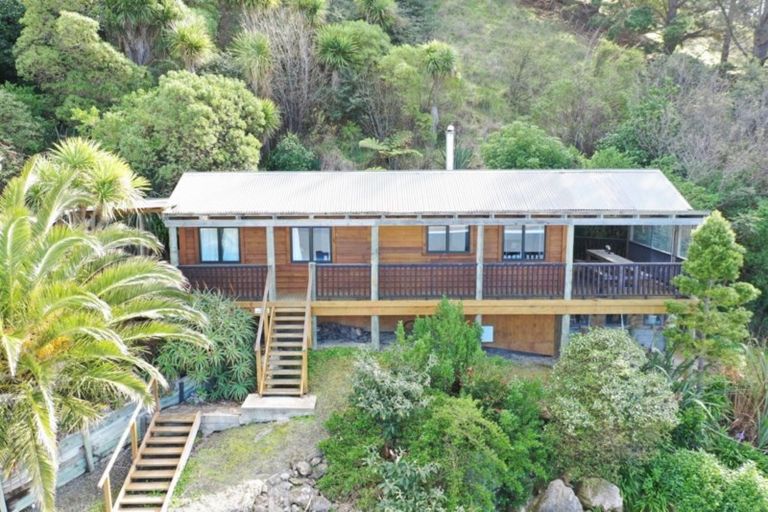 Photo of property in 3113a Coast Road, Akitio, Pongaroa, 4991