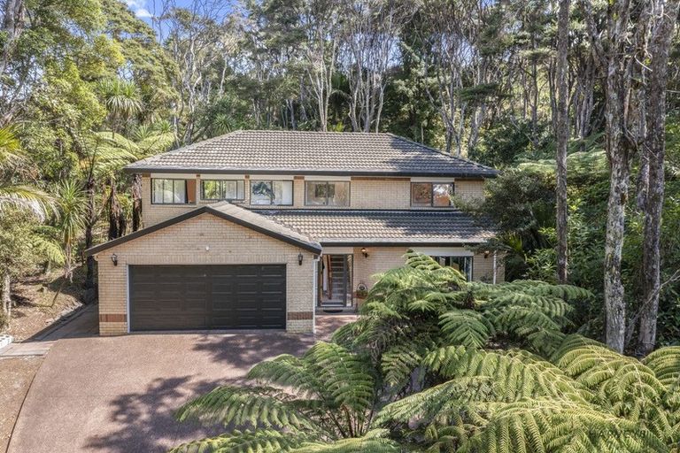 Photo of property in 15 Jays Road, Titirangi, Auckland, 0604