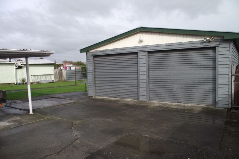Photo of property in 42 Clyde Crescent, Roslyn, Palmerston North, 4414
