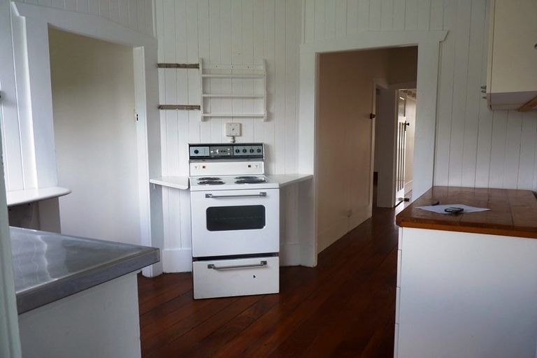 Photo of property in 62 St Michaels Avenue, Point Chevalier, Auckland, 1022