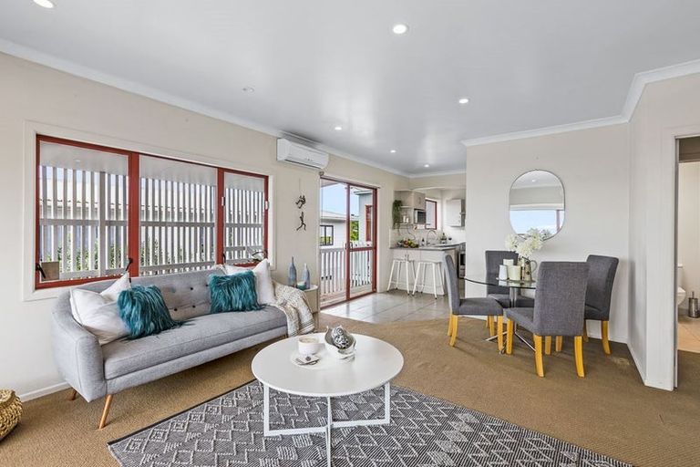 Photo of property in 167 Vipond Road, Stanmore Bay, Whangaparaoa, 0932