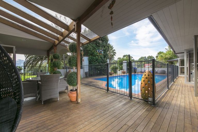 Photo of property in 63 Riverland Road, Kumeu, 0892