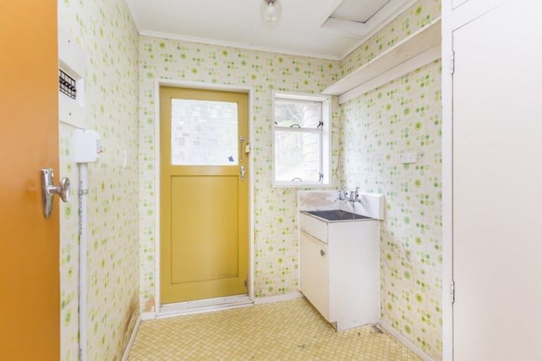 Photo of property in 11 The Spinney, Titahi Bay, Porirua, 5022