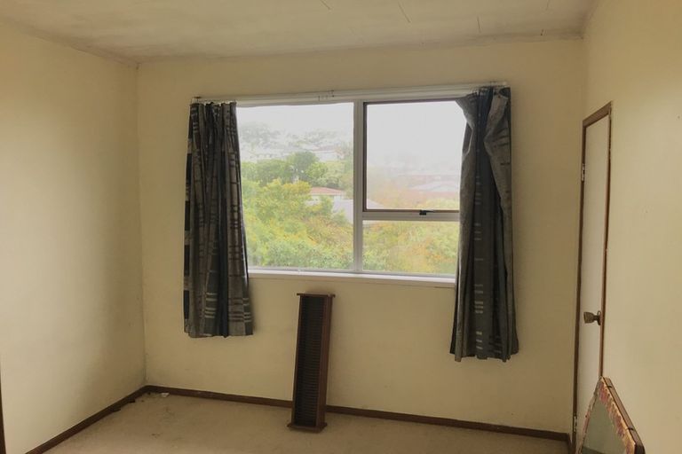 Photo of property in 62 Lavery Place, Sunnynook, Auckland, 0632