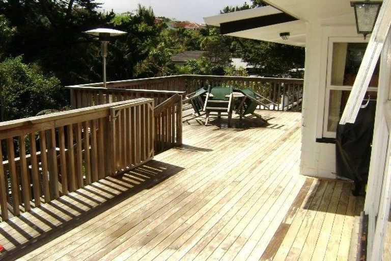 Photo of property in 62 Braemar Road, Castor Bay, Auckland, 0620