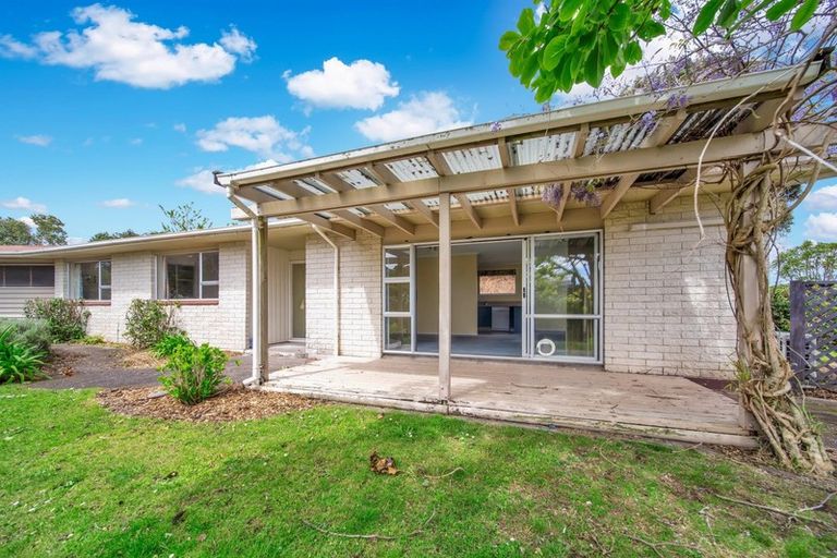 Photo of property in 43a Cumberland Street, Merrilands, New Plymouth, 4312