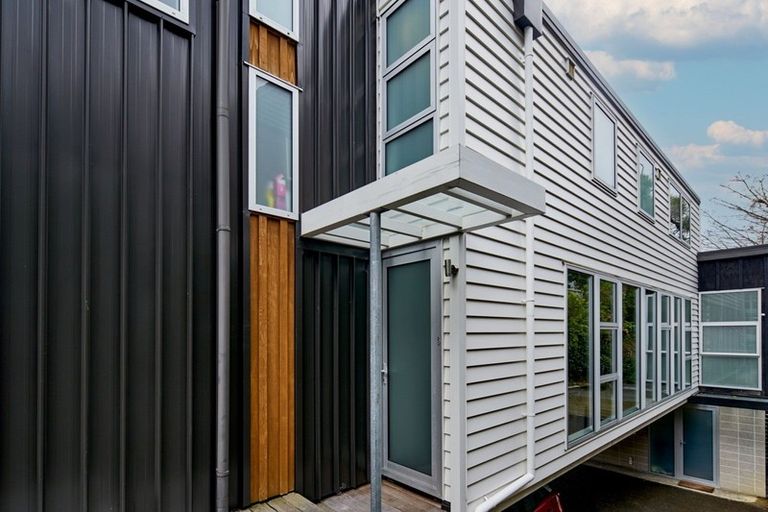 Photo of property in 321b The Terrace, Te Aro, Wellington, 6011