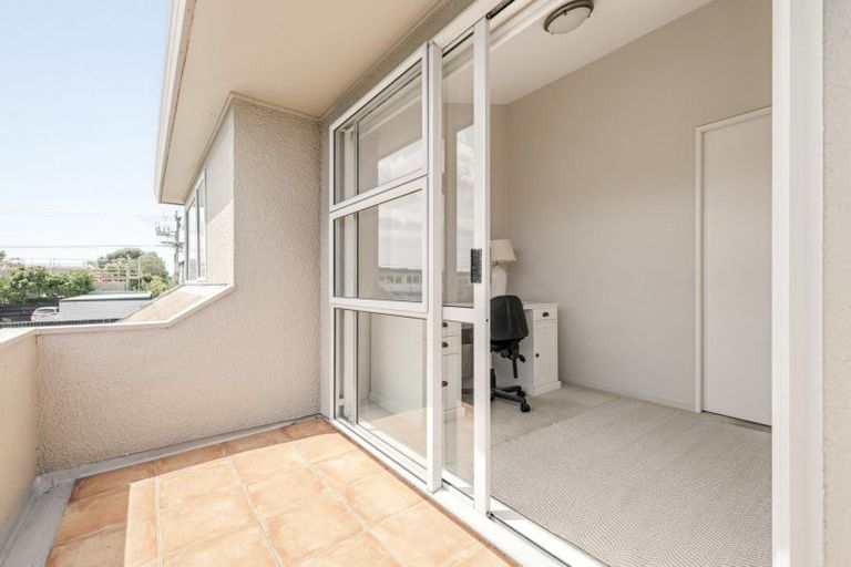 Photo of property in 1 Omanu Court, Mount Maunganui, 3116