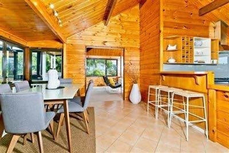 Photo of property in 2/18 Long Bay Drive, Torbay, Auckland, 0630