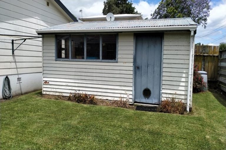 Photo of property in 168 Otumoetai Road, Brookfield, Tauranga, 3110