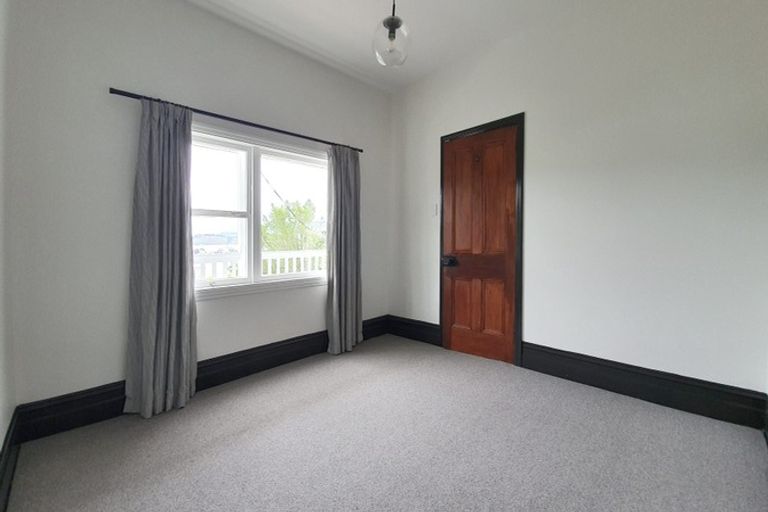 Photo of property in 28 London Street, Lyttelton, 8082