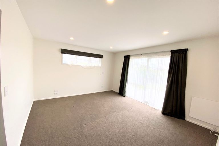 Photo of property in 16 Winfield Drive, Wigram, Christchurch, 8042