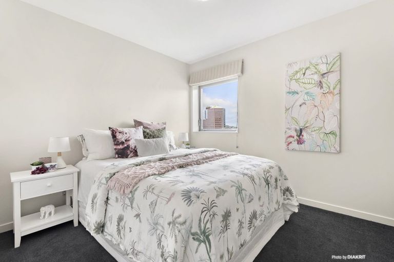 Photo of property in Montreaux Apartments, 10d/164 The Terrace, Wellington Central, Wellington, 6011
