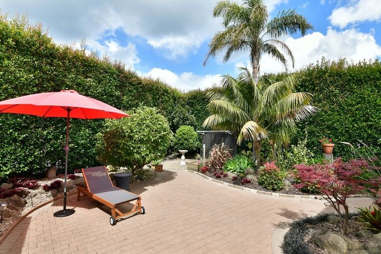 Photo of property in 47 De Luen Avenue, Tindalls Beach, Whangaparaoa, 0930