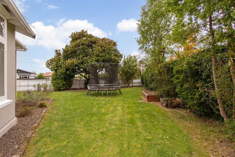 Photo of property in 15 Flockton Street, Mairehau, Christchurch, 8013