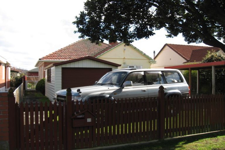 Photo of property in 39 Bell Road, Waiwhetu, Lower Hutt, 5010