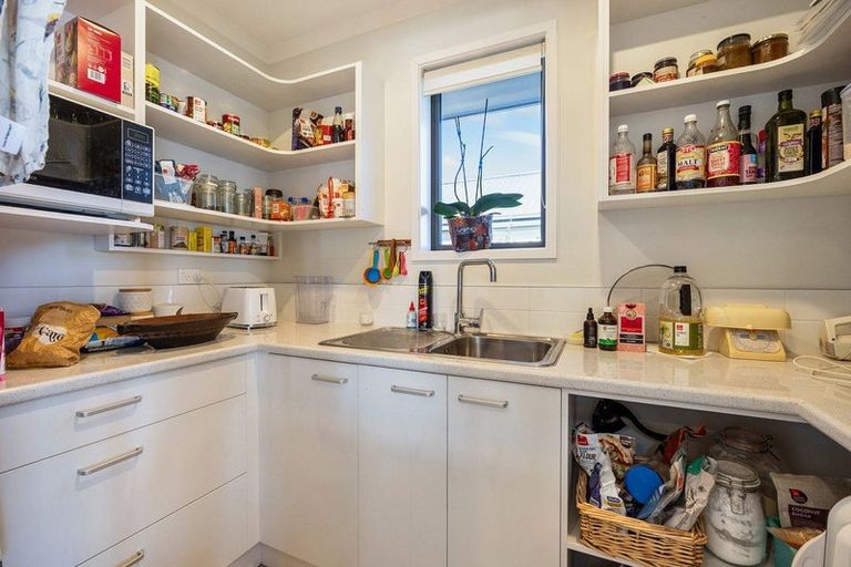 Photo of property in 6 Lees Cove, Karaka, Papakura, 2113