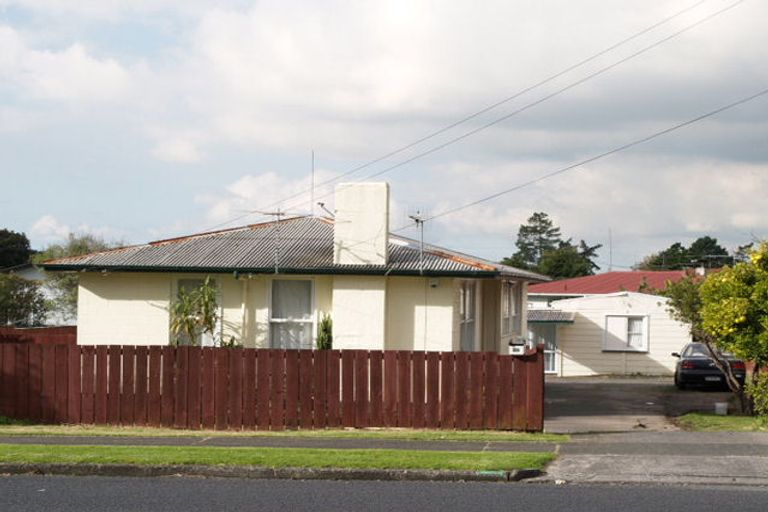 Photo of property in 162 Gray Avenue, Papatoetoe, Auckland, 2024