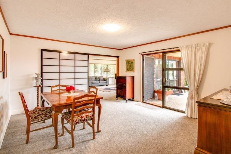 Photo of property in 39 Auckland Road, Greenmeadows, Napier, 4112