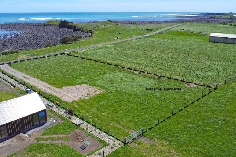Photo of property in 304 Coast Road, Warea, 4381