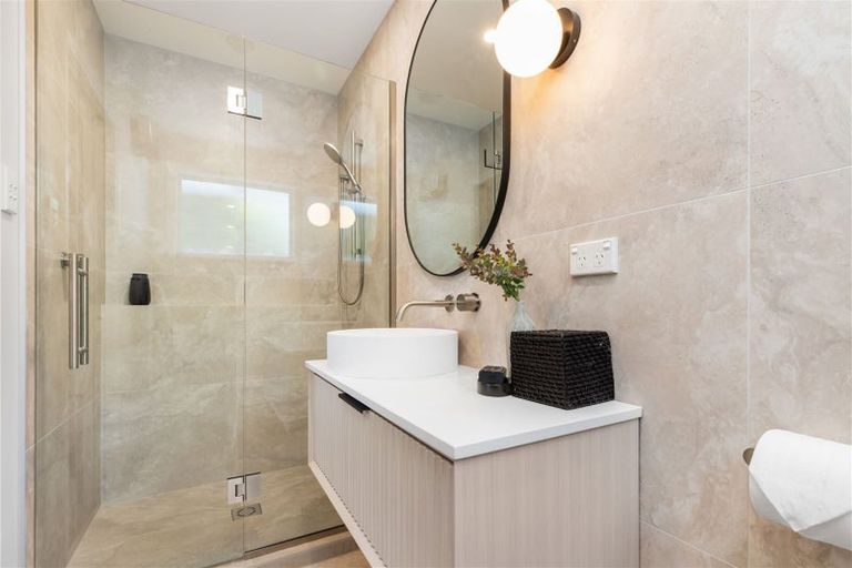 Photo of property in 112 Hamilton Avenue, Ilam, Christchurch, 8041