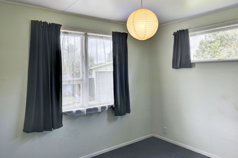 Photo of property in 17 Fisher Place, Carterton, 5713