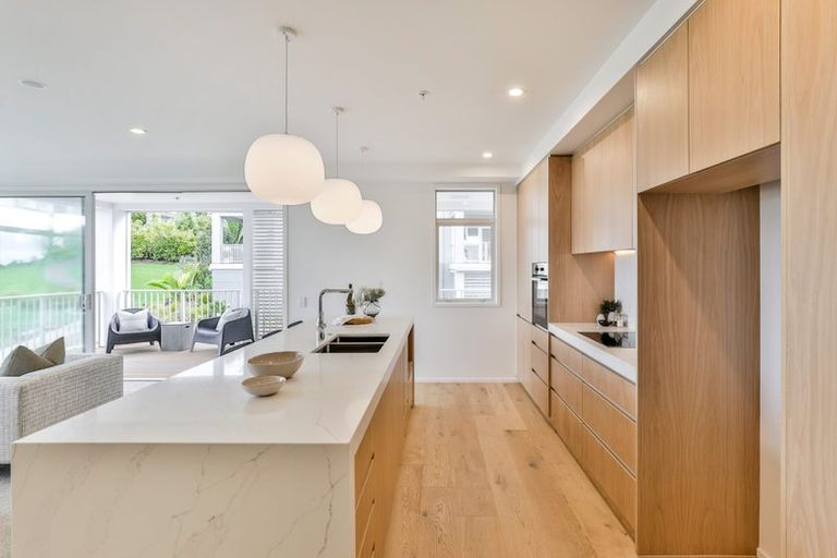 Photo of property in 125 Hibiscus Drive, Orewa, 0931