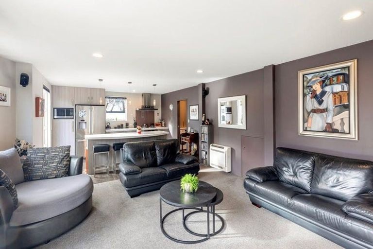 Photo of property in 28 Mayfair Street, Riccarton, Christchurch, 8011