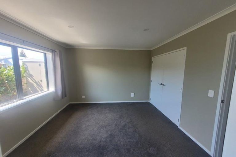 Photo of property in 114a Ngamotu Road, Spotswood, New Plymouth, 4310