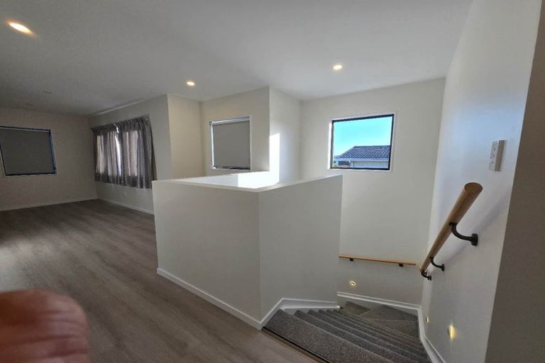 Photo of property in 12a Galloway Crescent, Farm Cove, Auckland, 2012