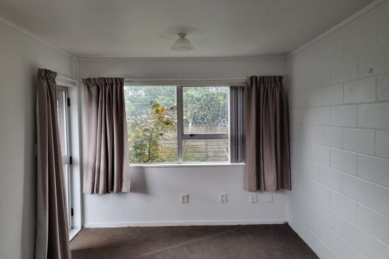 Photo of property in 3/126 Redwood Avenue, Tawa, Wellington, 5028