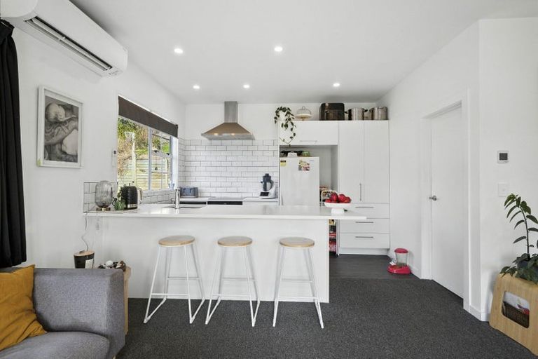 Photo of property in 100 Main South Road, Green Island, Dunedin, 9018