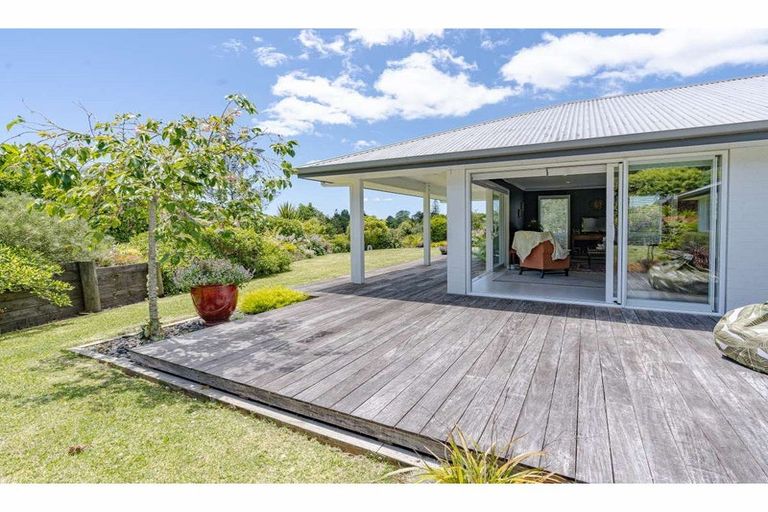 Photo of property in 73d Riddell Road, Kerikeri, 0230