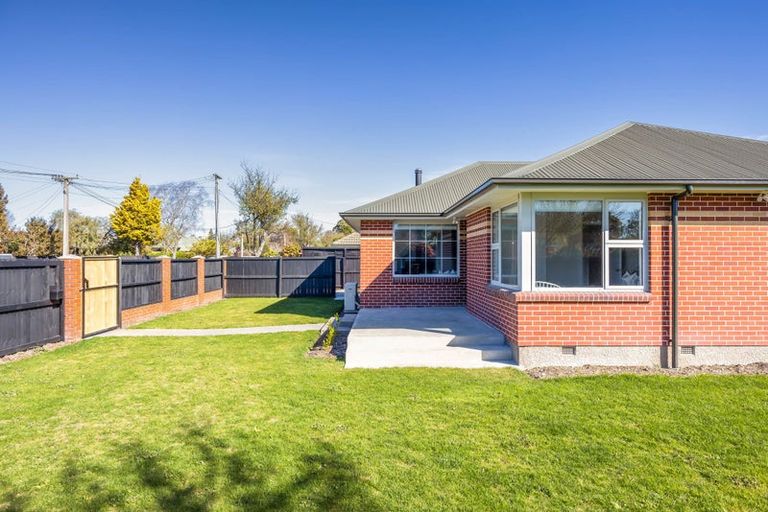 Photo of property in 1/5a Rossiter Avenue, Redwood, Christchurch, 8051