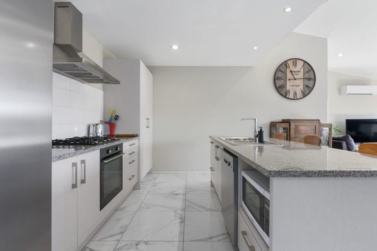 Photo of property in 2 Hawtry Lane, Flagstaff, Hamilton, 3210